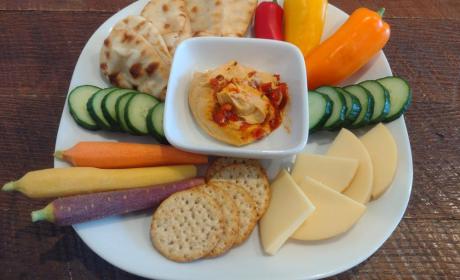 Hummus & Veggie Tray